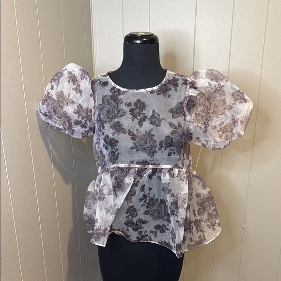 Forever 21 Women’s Small Purple Peplum Blouse with Puff Sleeves - Picture 1 of 5